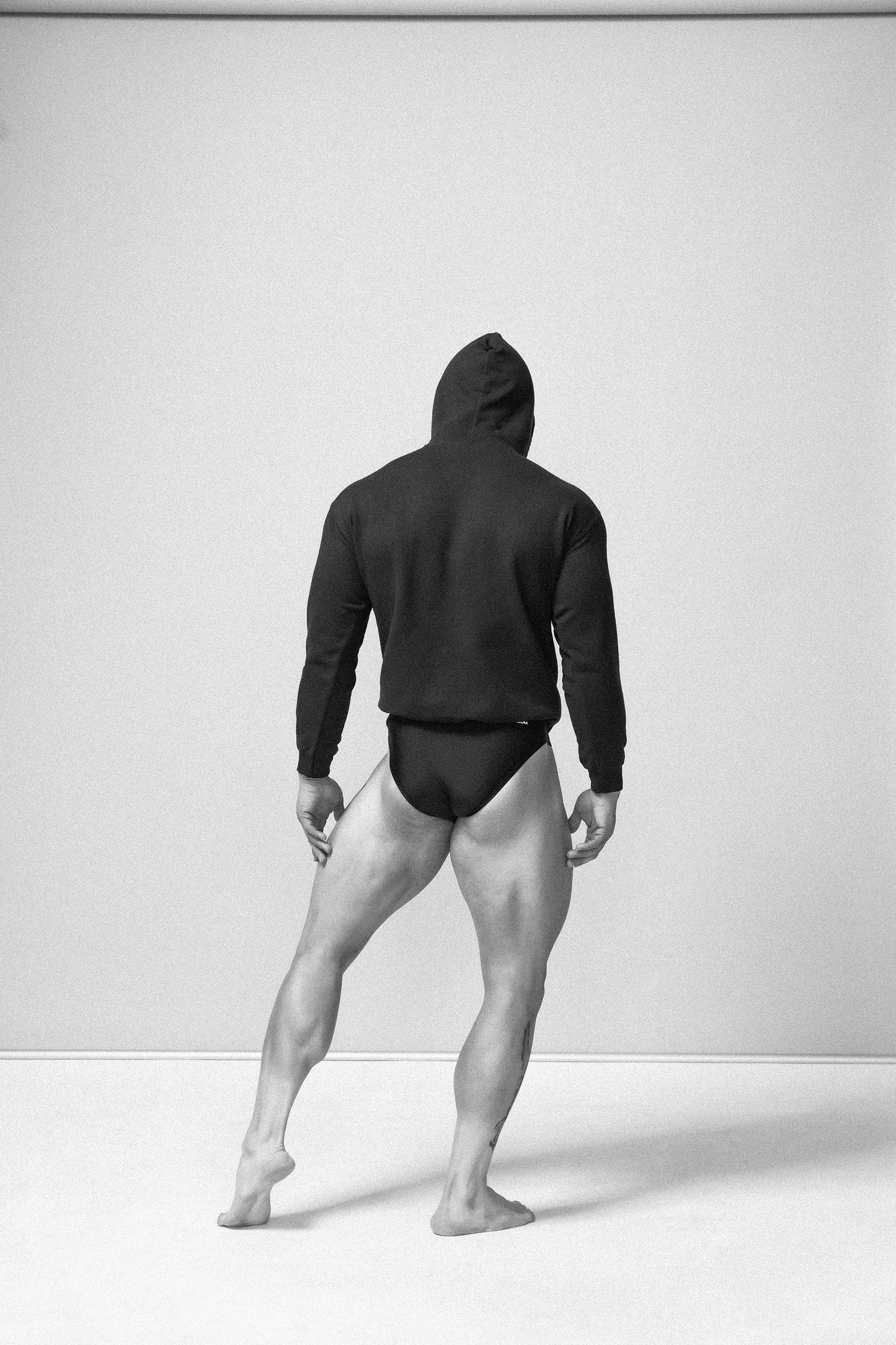 THE BODY WORK HOODED SWEATSHIRT NAVY BLUE