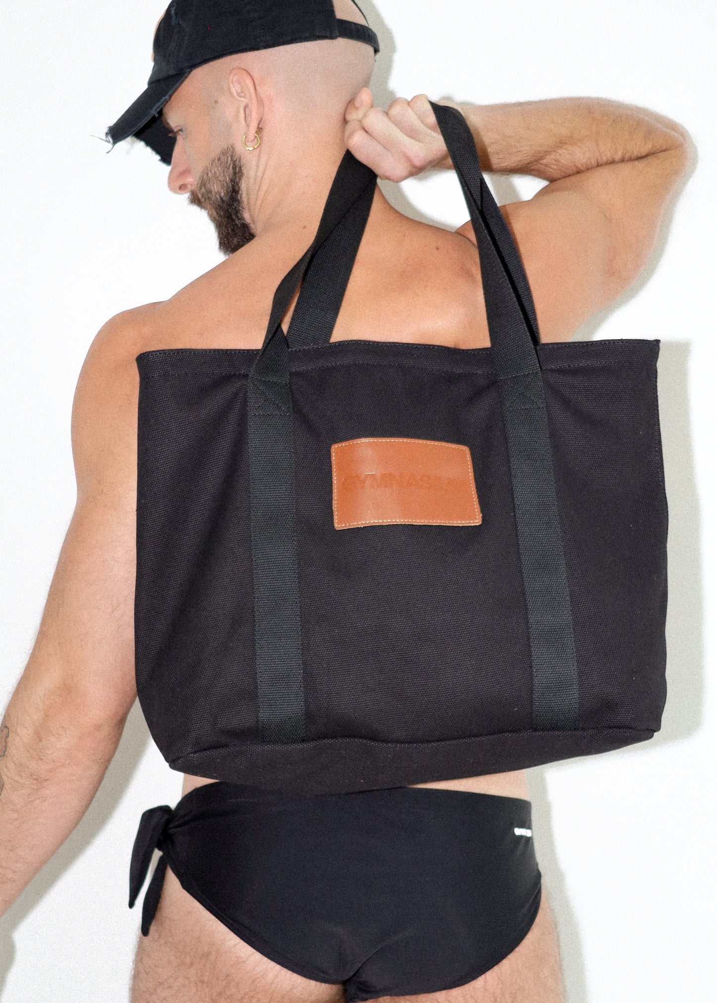 THE TOTE BAG BLACK